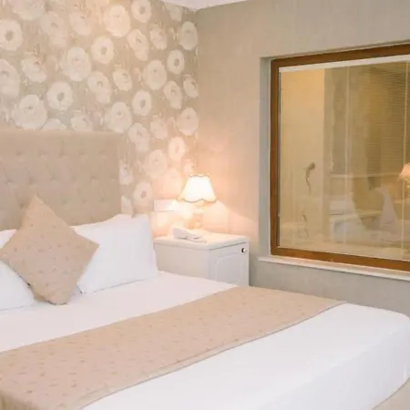 Burgaz Izer Hotel 4*